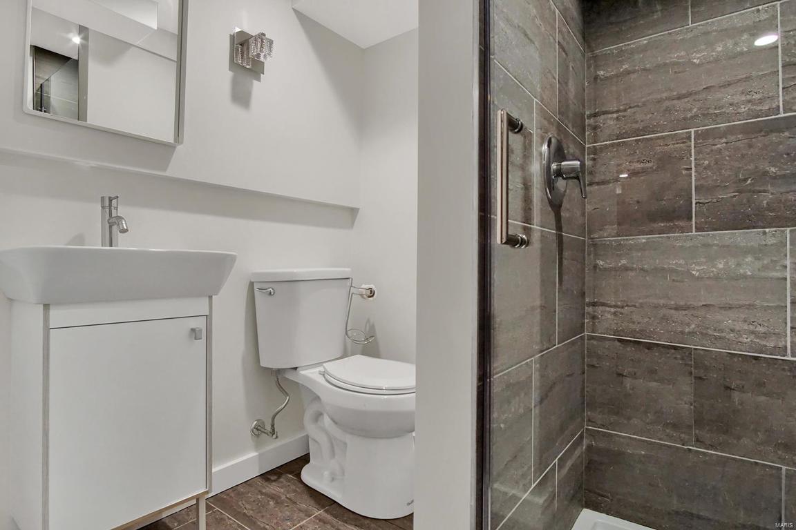 2 Forcee Lane St. Louis, MO 63124 - Photo 26 of 31 Gallery Image 26