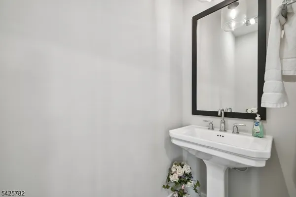 $660,000 | 723 Station Road, Dunellen, NJ 08812