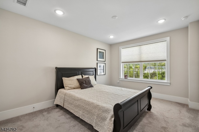 723 Station Road Dunellen, NJ 08812 - Photo 17 of 32