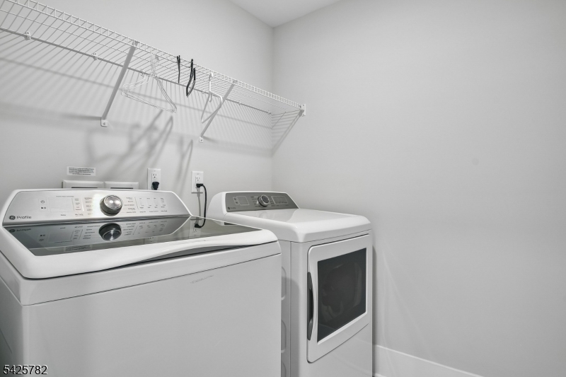 723 Station Road Dunellen, NJ 08812 - Photo 23 of 32