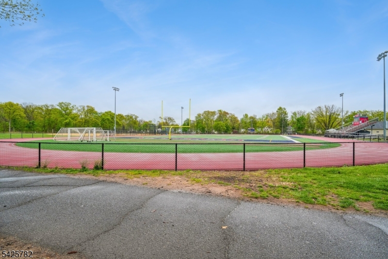 723 Station Road Dunellen, NJ 08812 - Photo 27 of 32
