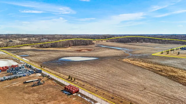 $1,000,000 | 19 County Road 19, Loretto, MN 55357