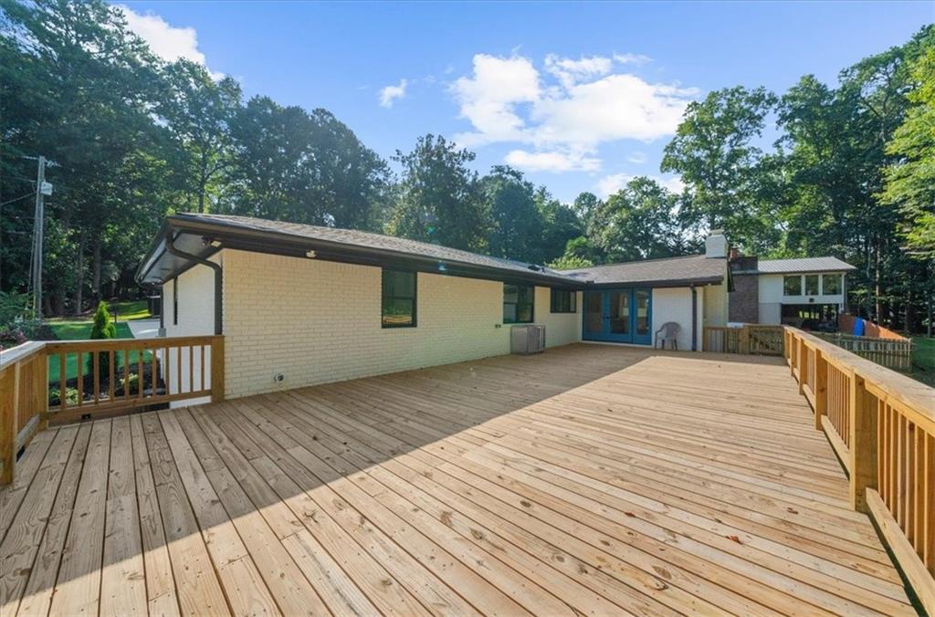 5839 Lakeshore Road Buford, GA 30518 - Photo 53 of 67 Gallery Image 53