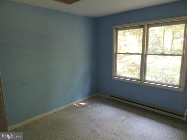 26007 Fox Grape Road Greensboro, MD 21639 - Photo 14 of 16 Bedroom 3 view 1
