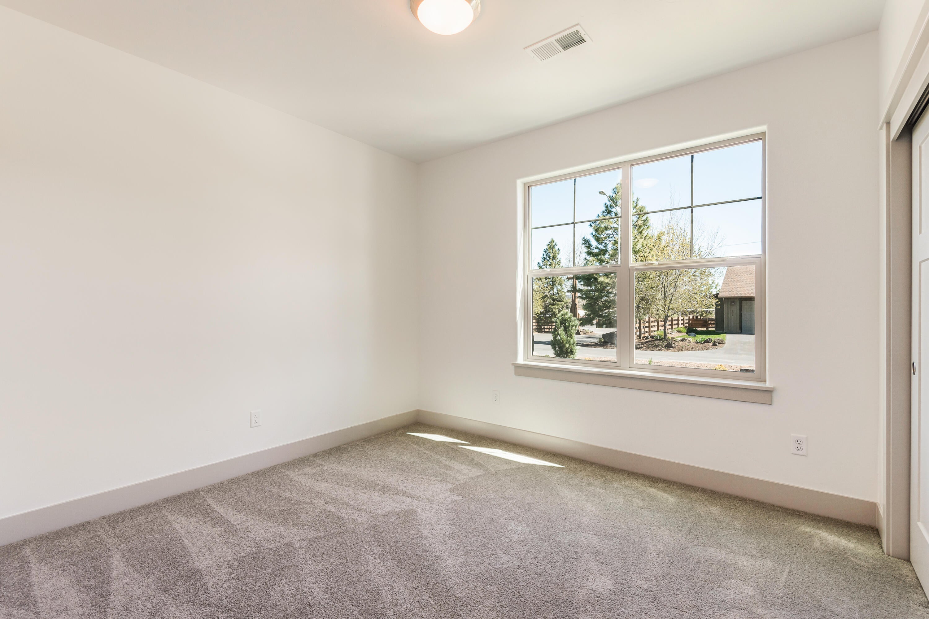 205 Northwest Saddle Ridge Loop Prineville, OR 97754 - Photo 17 of 25 18