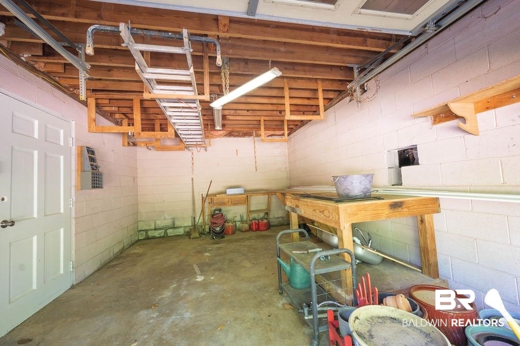 11901 Old Moffat Road Wilmer, AL 36587 - Photo 30 of 39 Garage/Work Shop