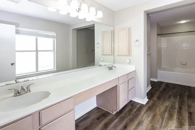 $2,295 | 2138 Border Mill, San Antonio, TX 78230