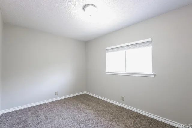 $2,295 | 2138 Border Mill, San Antonio, TX 78230