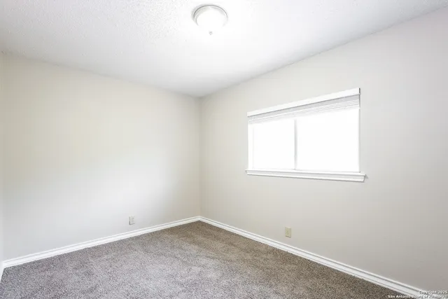 $2,295 | 2138 Border Mill, San Antonio, TX 78230