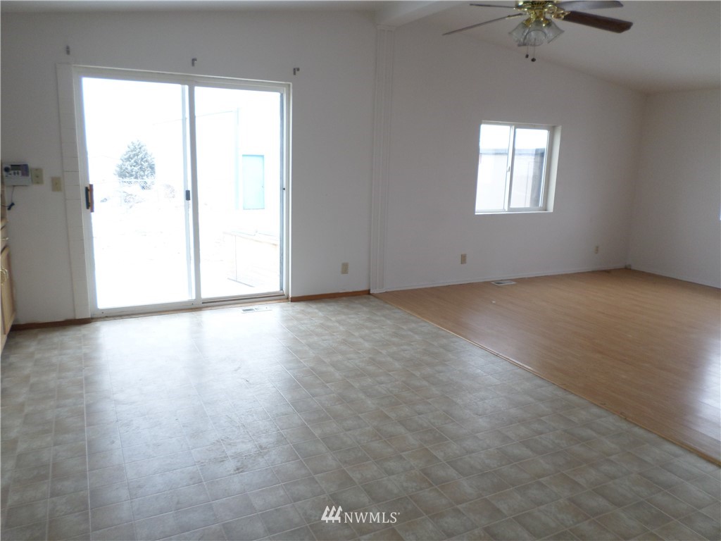11879 Dodson Road Northwest Ephrata, WA 98823 - Photo 11 of 15 Gallery Image 11