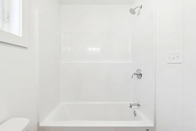 $469,900 | 13 Feldspar Lane, Unit 7, Cumberland Center, ME 04021