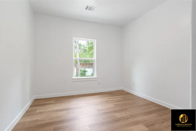 $299,000 | 14390 Half Circle, Splendora, TX 77372