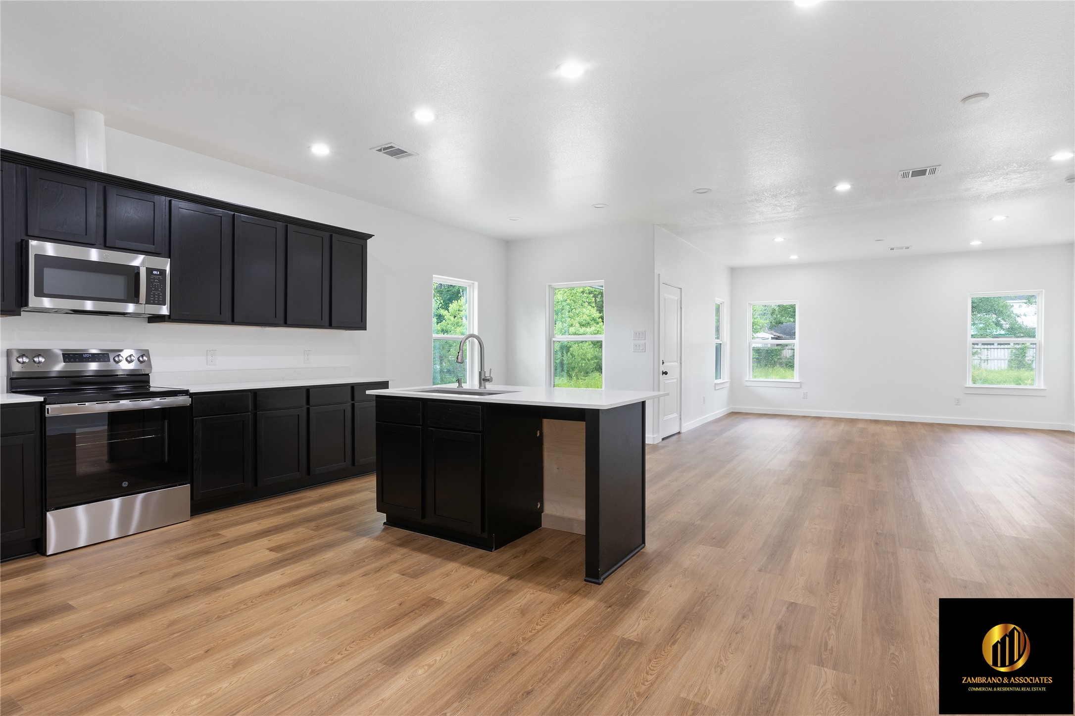 14390 Half Circle Splendora, TX 77372 - Photo 6 of 25