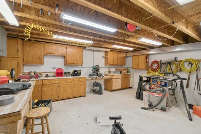 $799,900 | W343S9780 Red Brae Drive, Mukwonago, WI 53149