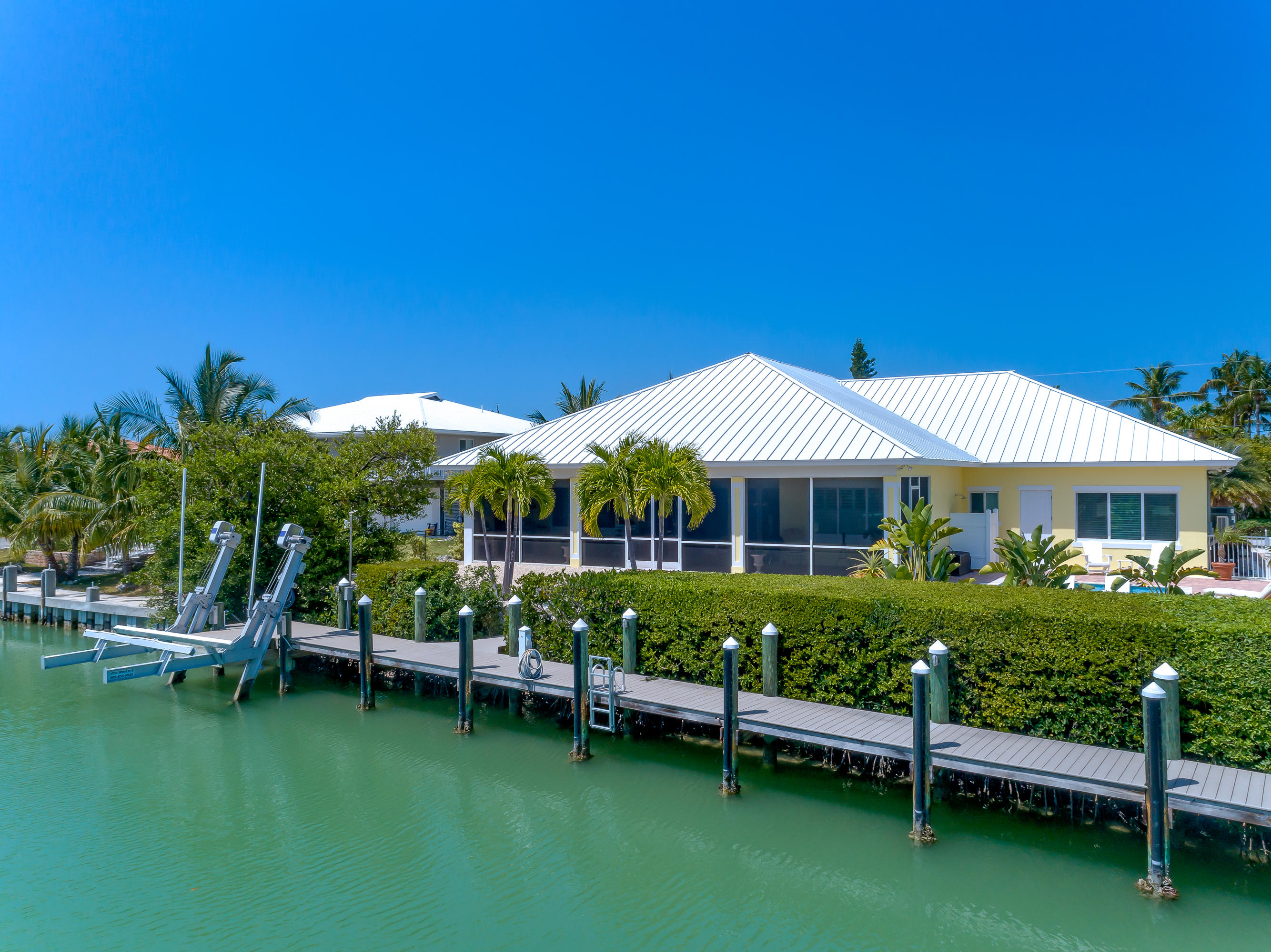 122 Mockingbird Lane Marathon, FL 33050 - Photo 33 of 37 122 Mockingbird Lane-56