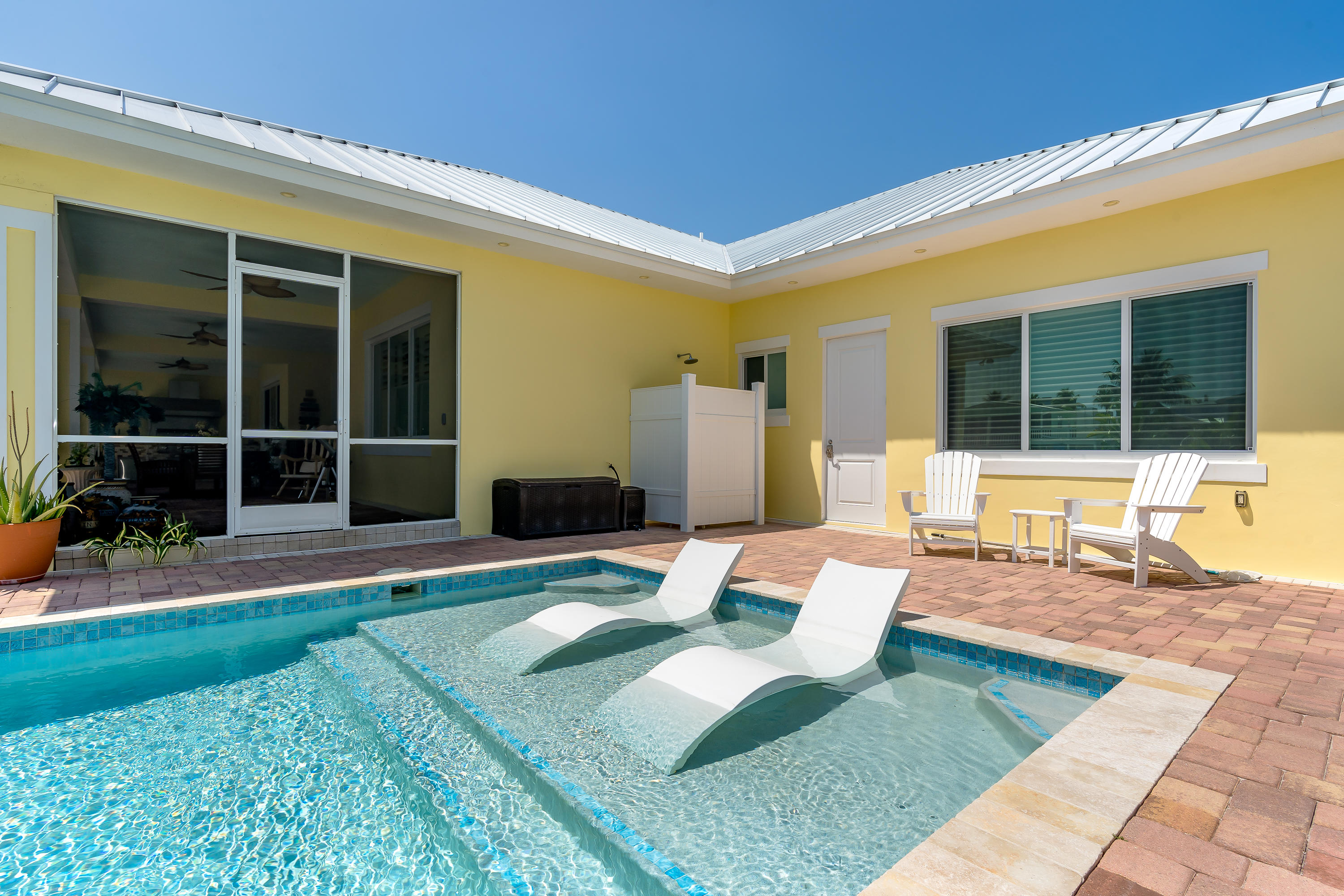 122 Mockingbird Lane Marathon, FL 33050 - Photo 35 of 37 122 Mockingbird Lane-62