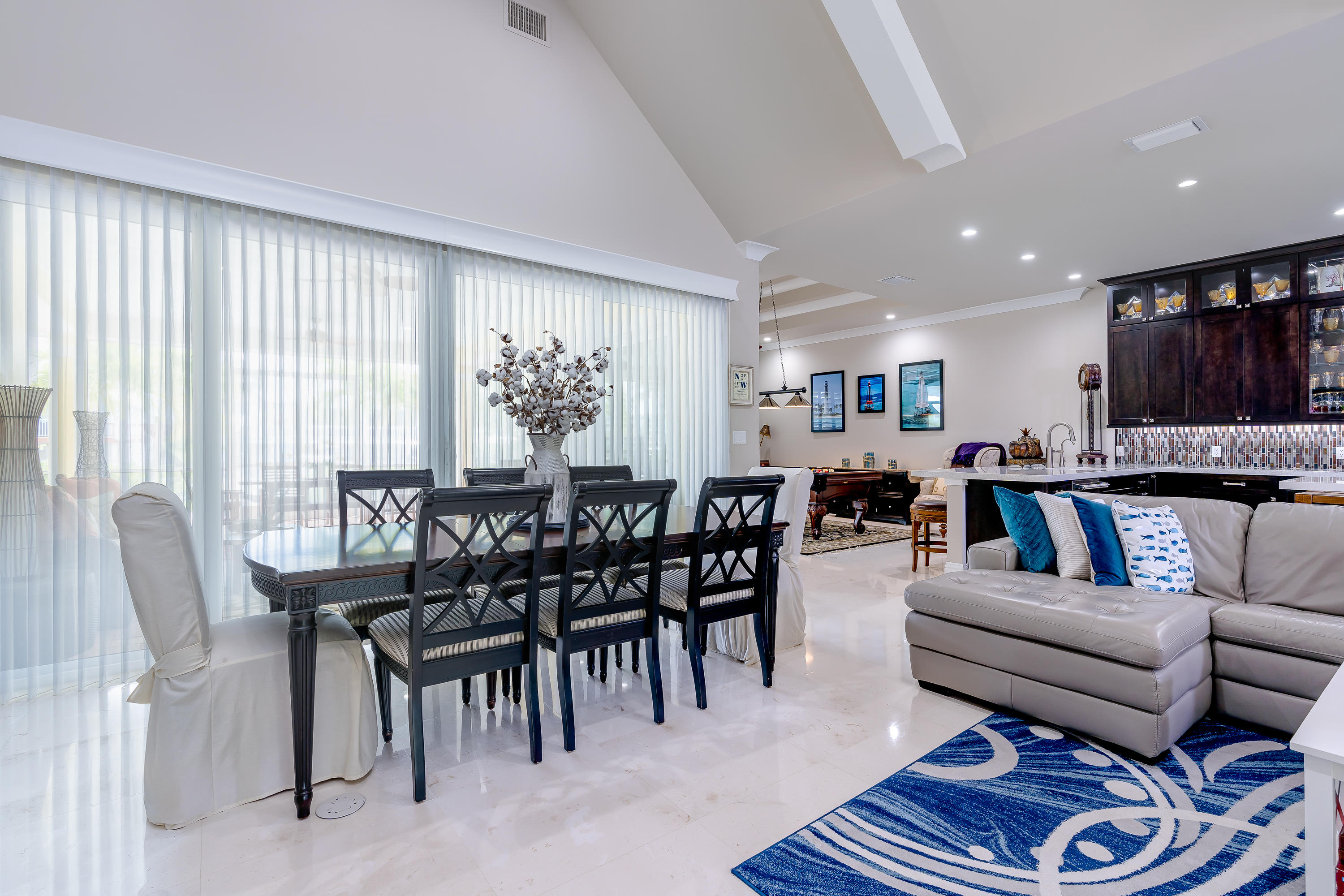 122 Mockingbird Lane Marathon, FL 33050 - Photo 8 of 37 IMG_0578