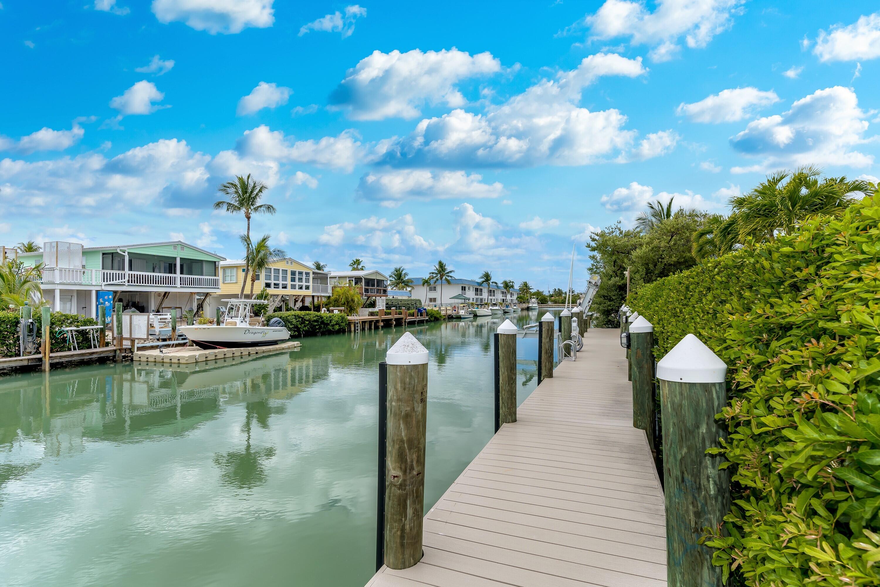 122 Mockingbird Lane Marathon, FL 33050 - Photo 9 of 37 IMG_0549