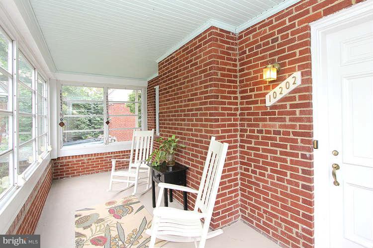 10202 Greenock Road Silver Spring, MD 20901 - Photo 2 of 28 Exterior (Front)