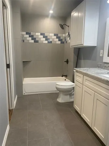 a view of a bathroom