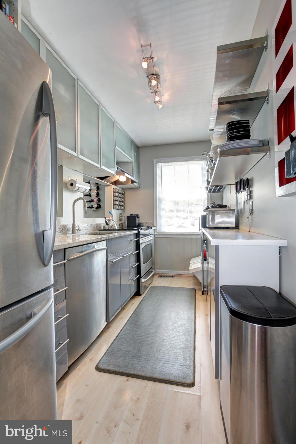 8207 Grubb Road, Unit G104 Silver Spring, MD 20910 - Photo 3 of 29 Kitchen