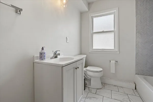 $185,000 | 7202 West Medford Avenue, Milwaukee, WI 53218