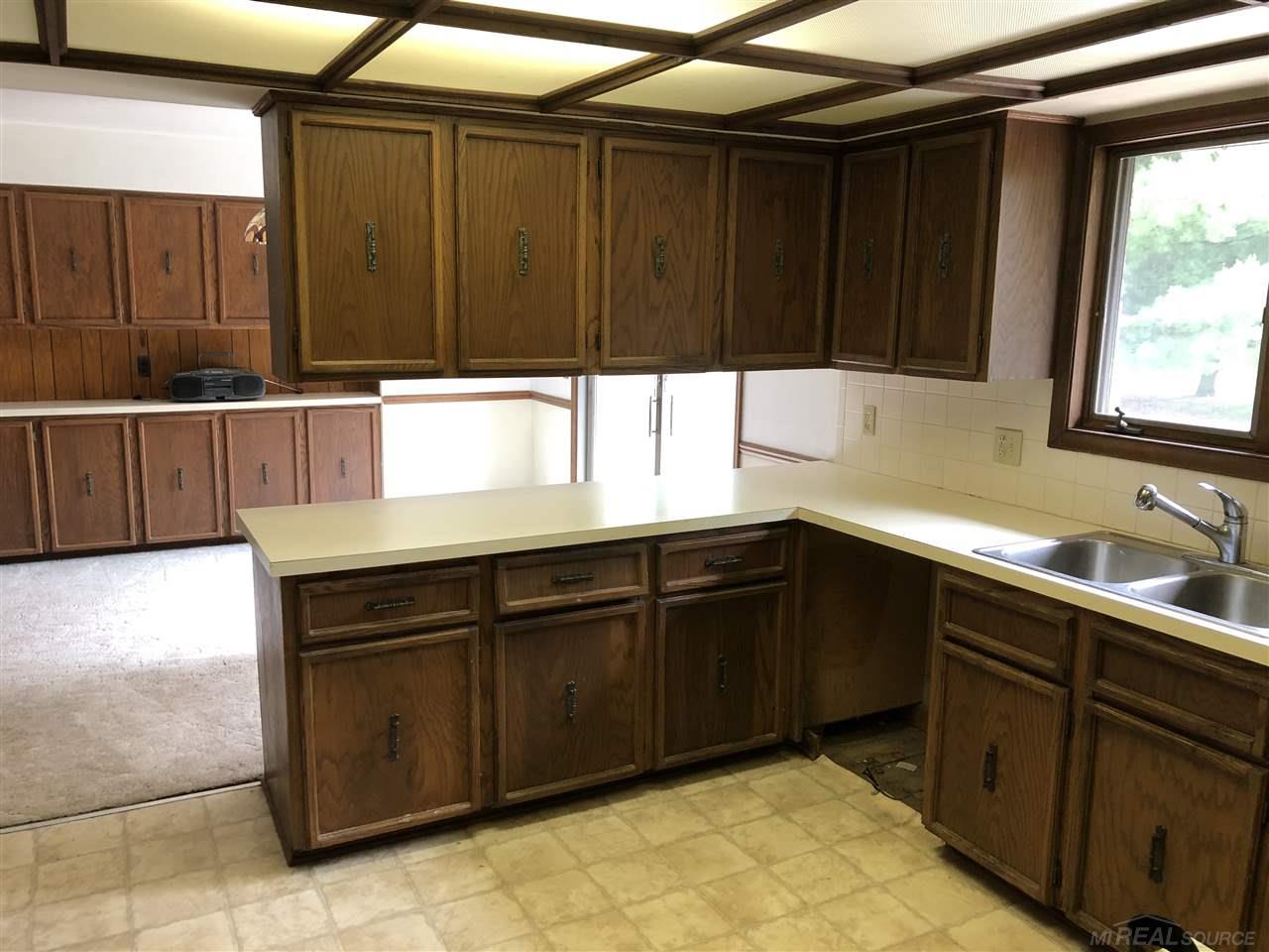 65900 Wolcott Road Ray, MI 48096 - Photo 8 of 17