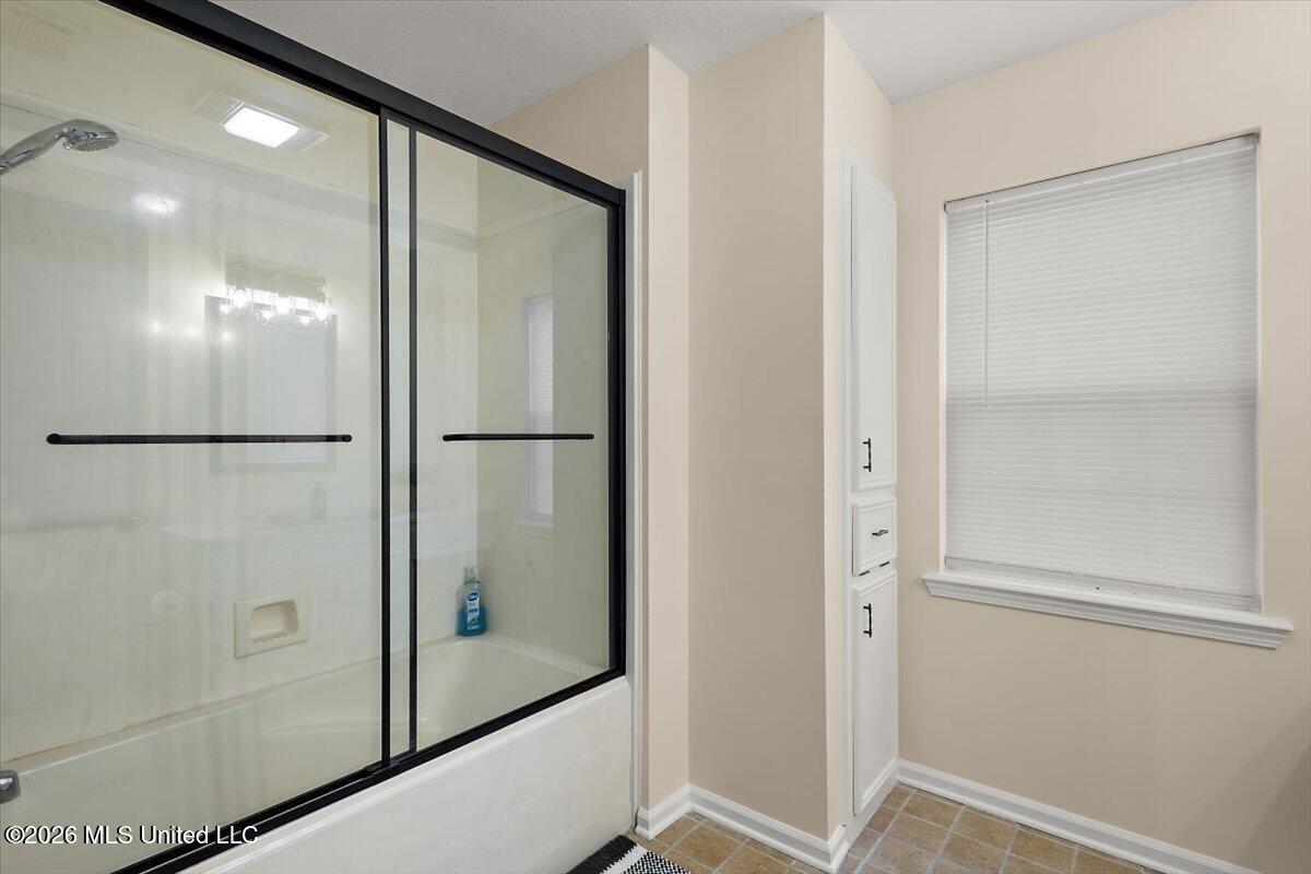 402 Springwood Circle Terry, MS 39170 - Photo 27 of 49 27-HTP_8596