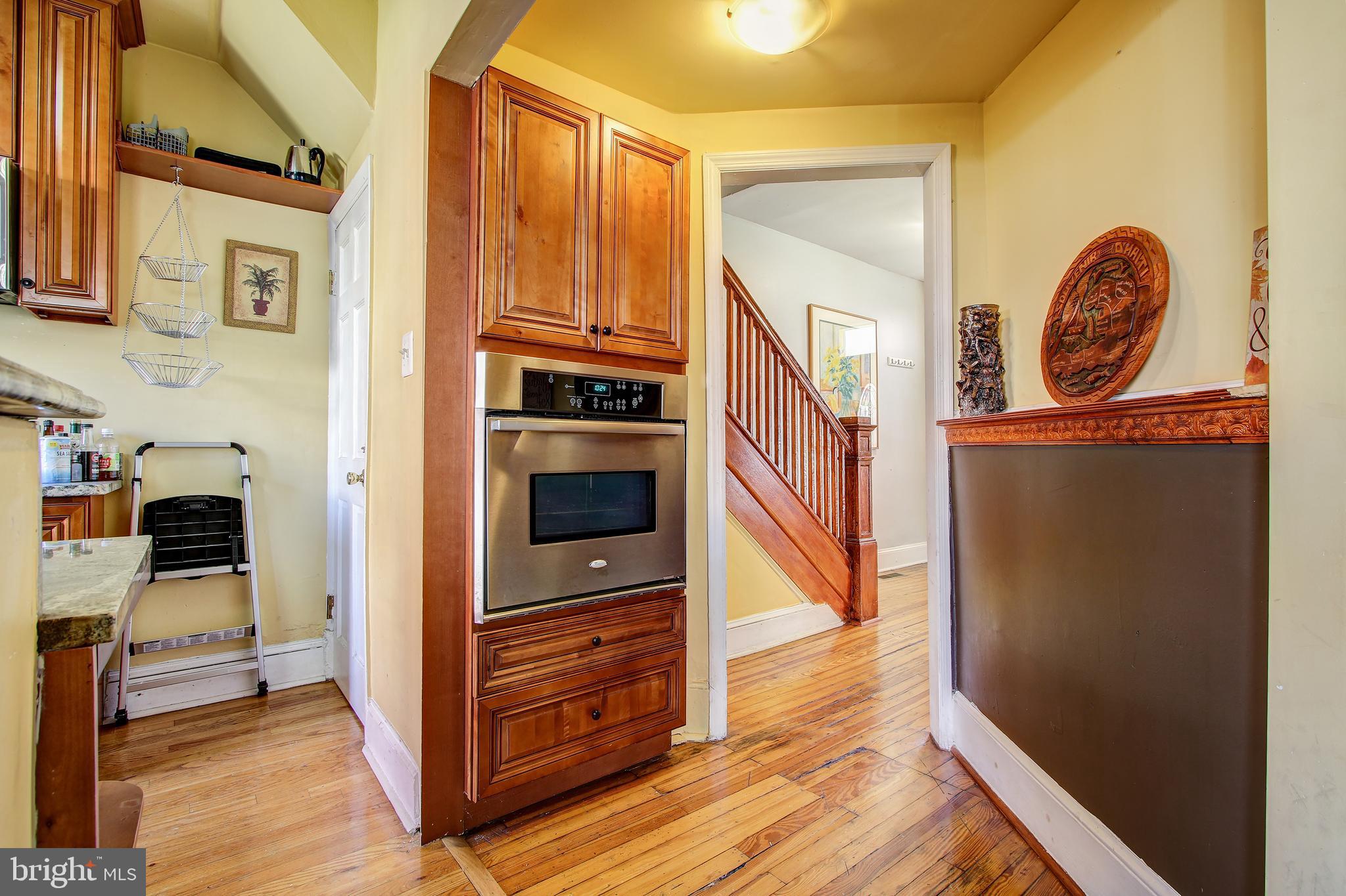 613 Columbia Road Northwest Washington, DC 20001 - Photo 17 of 47