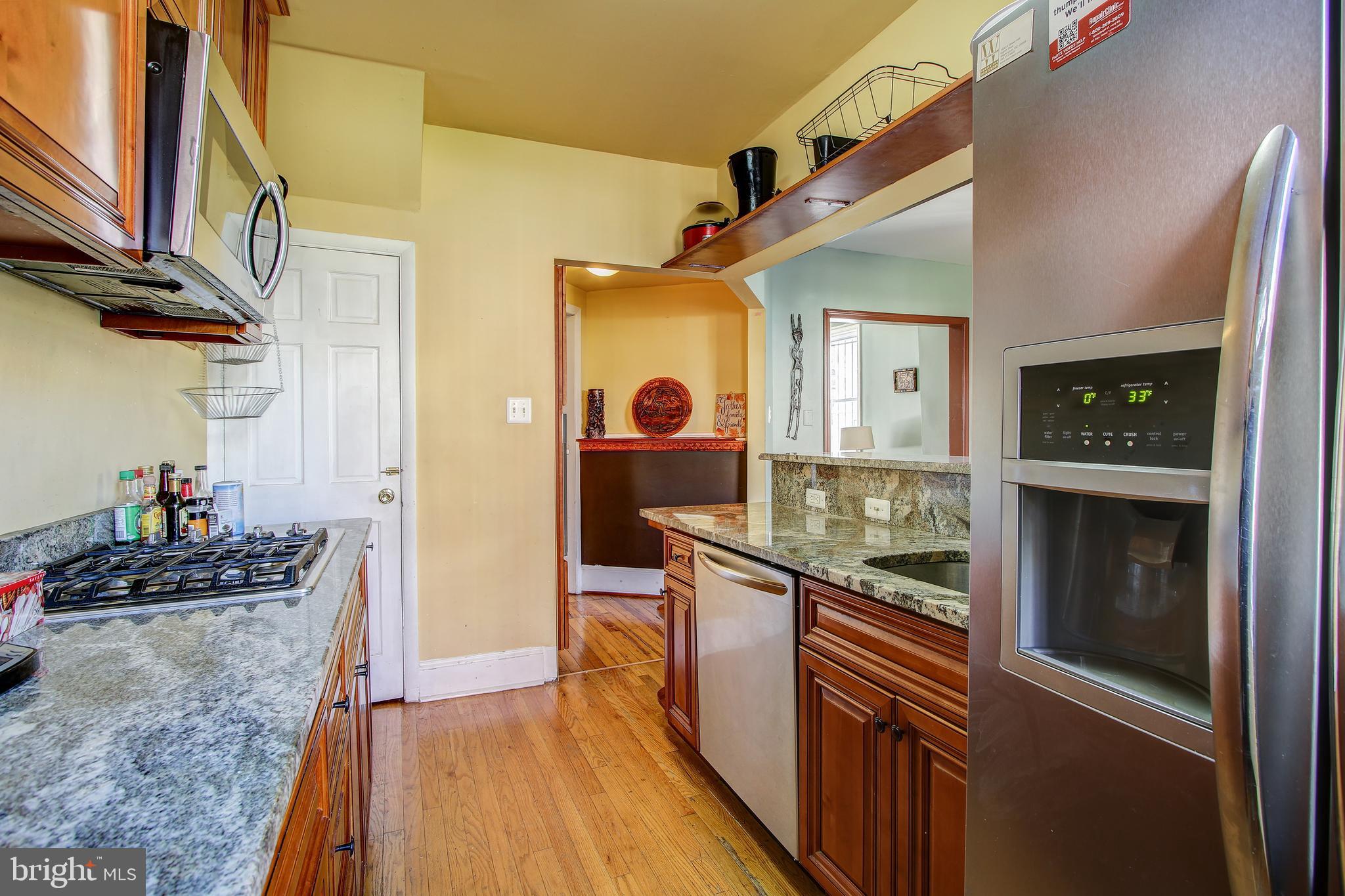 613 Columbia Road Northwest Washington, DC 20001 - Photo 20 of 47