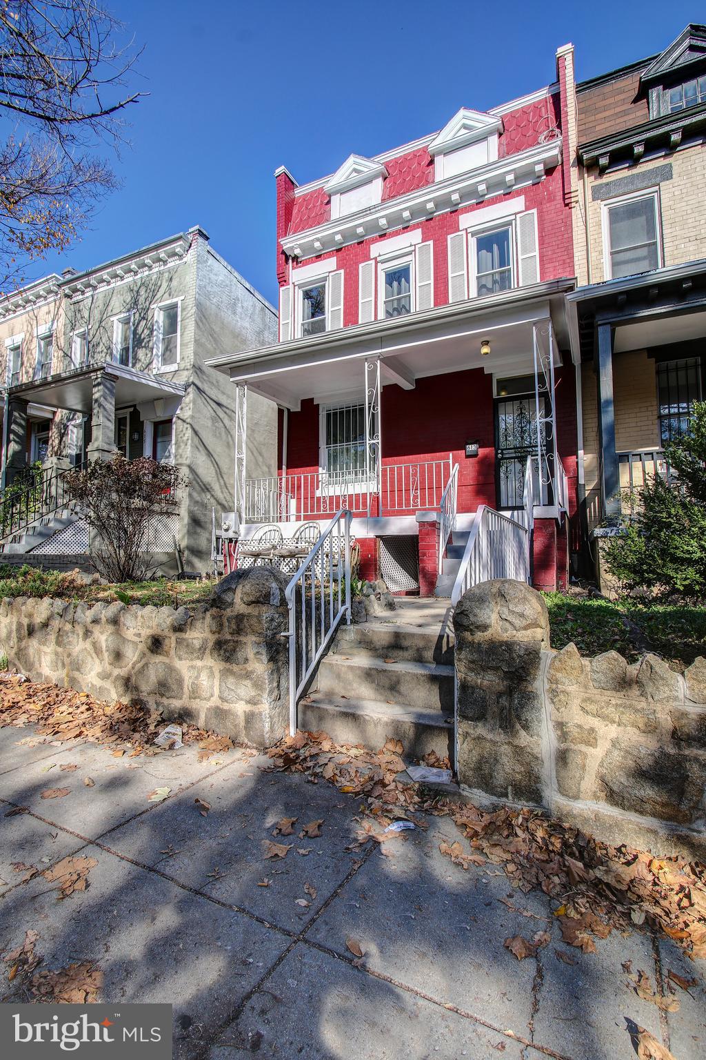 613 Columbia Road Northwest Washington, DC 20001 - Photo 3 of 47