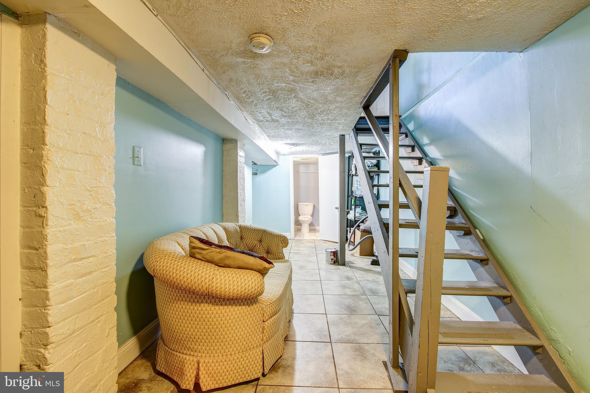 613 Columbia Road Northwest Washington, DC 20001 - Photo 35 of 47