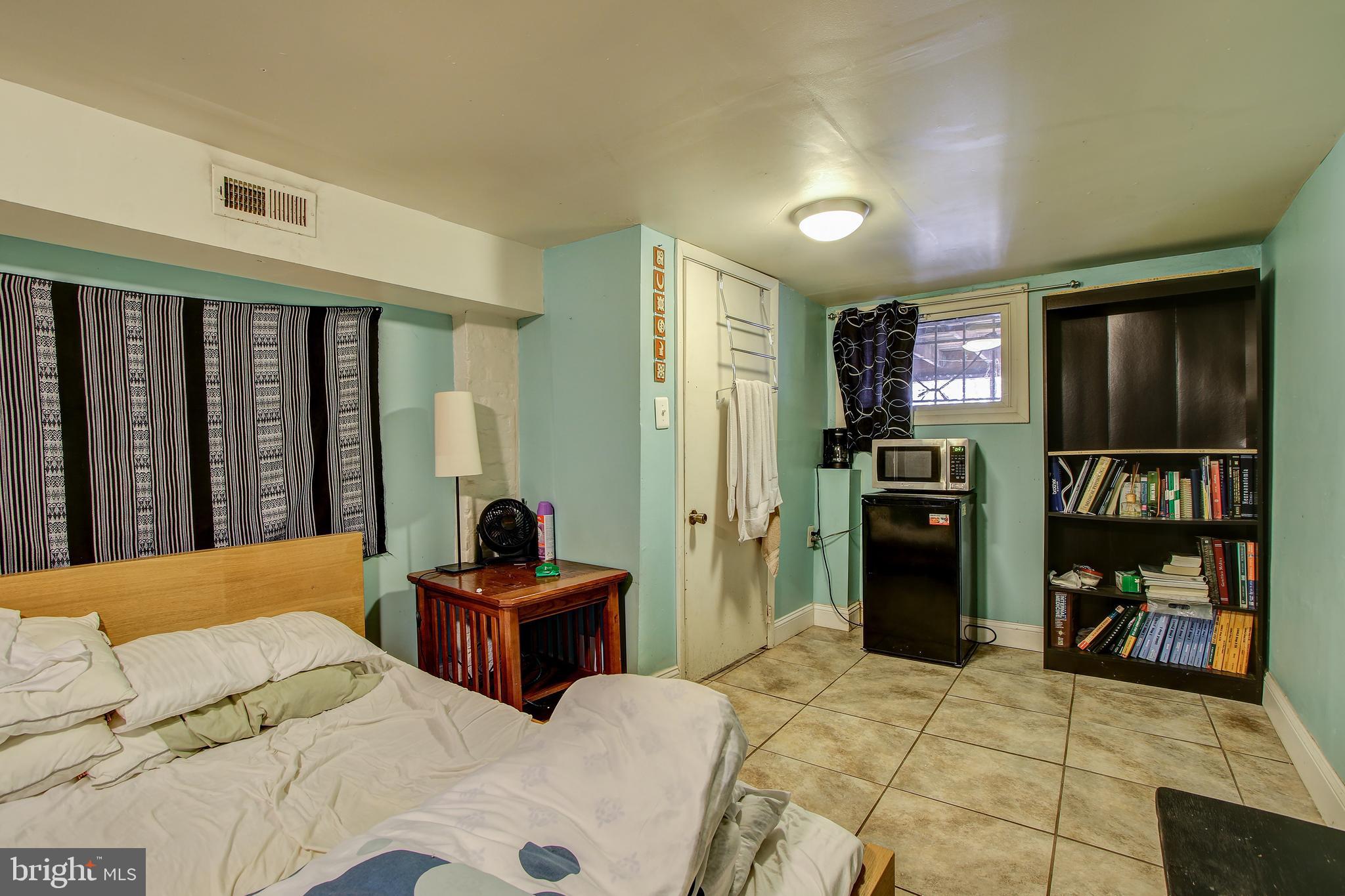 613 Columbia Road Northwest Washington, DC 20001 - Photo 38 of 47
