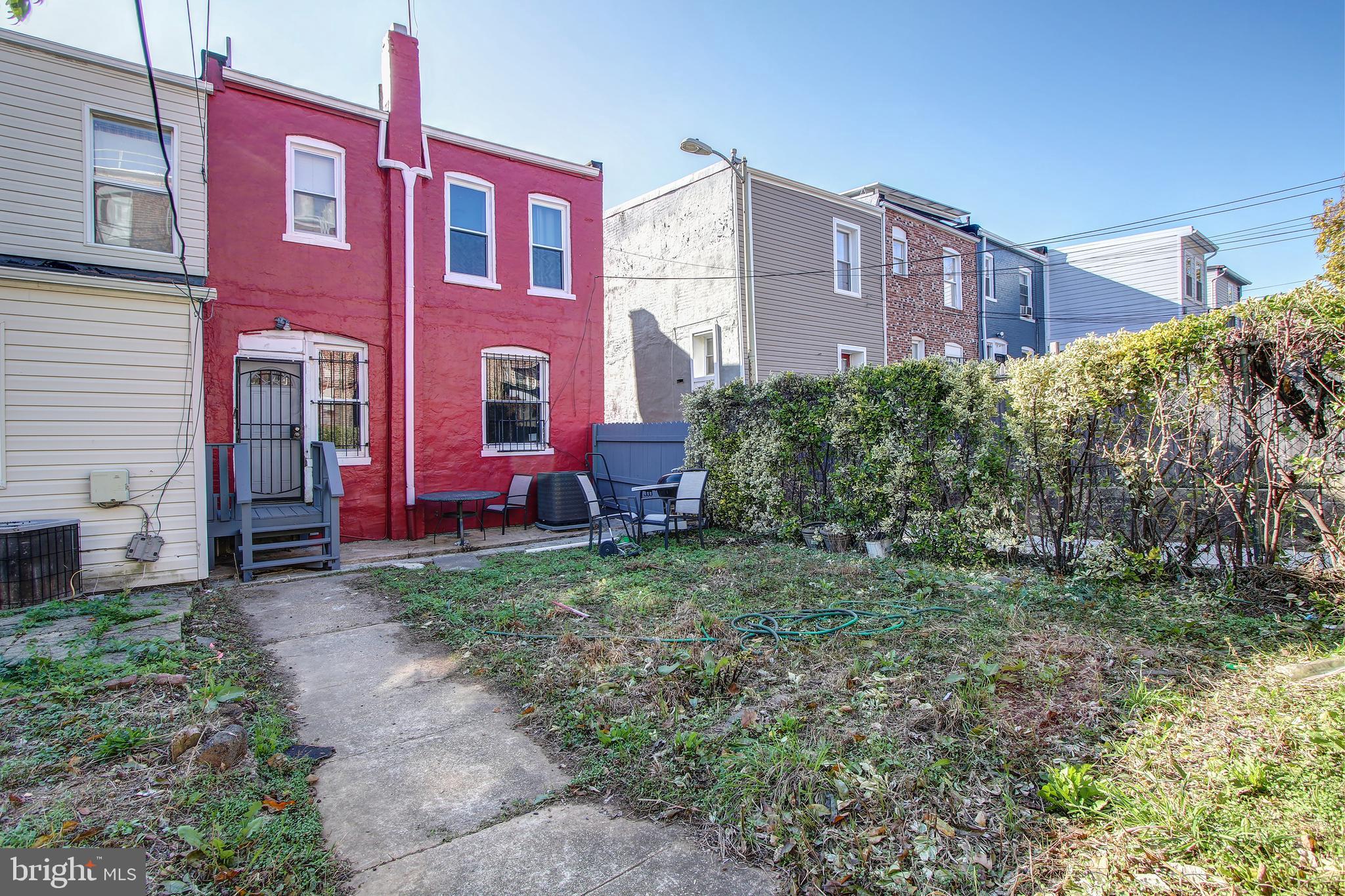 613 Columbia Road Northwest Washington, DC 20001 - Photo 43 of 47