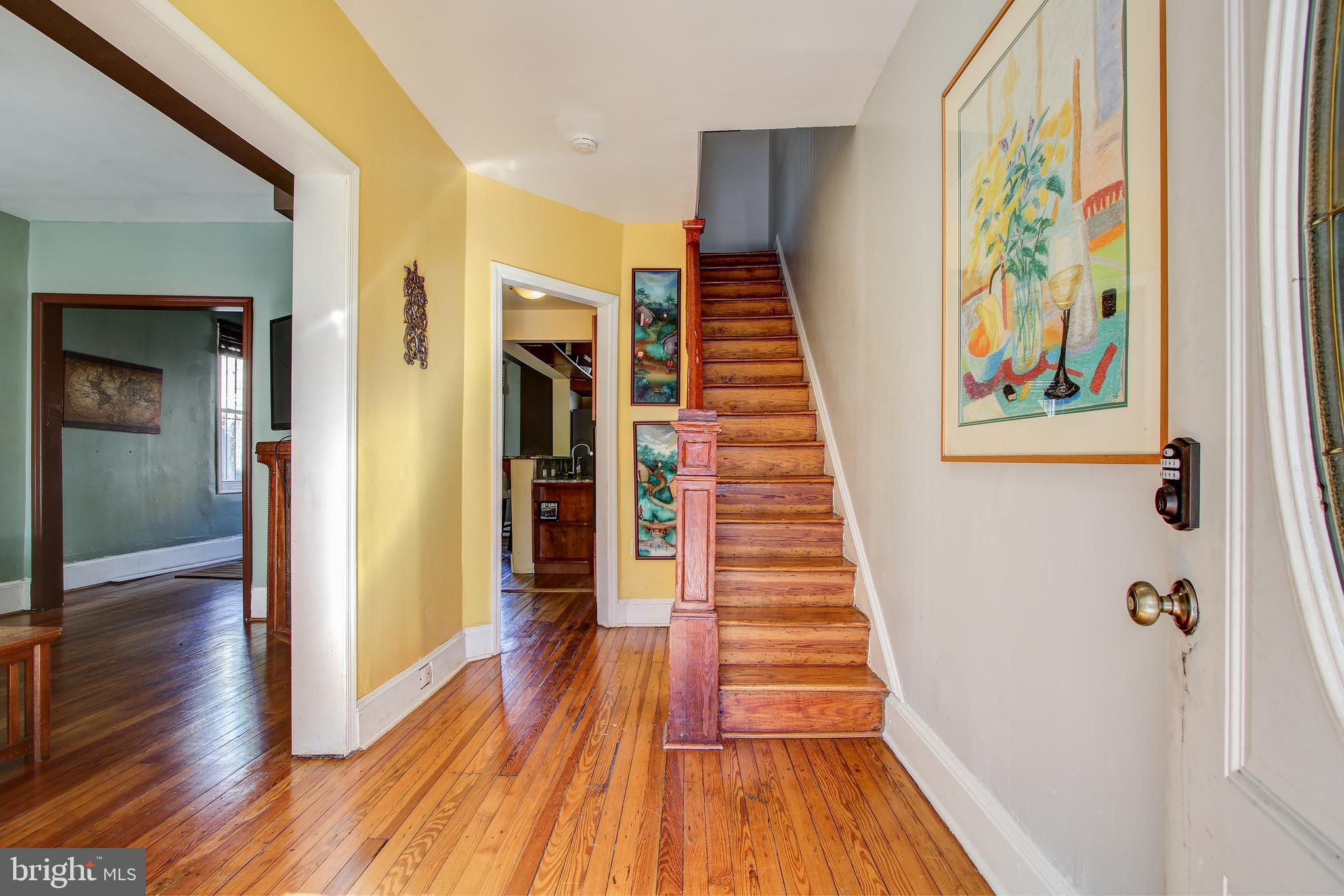613 Columbia Road Northwest Washington, DC 20001 - Photo 9 of 47