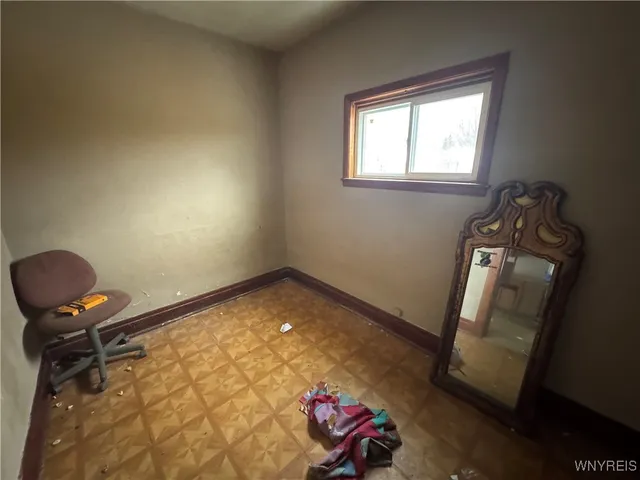 $74,900 | 62 Sumner Place, Buffalo, NY 14211