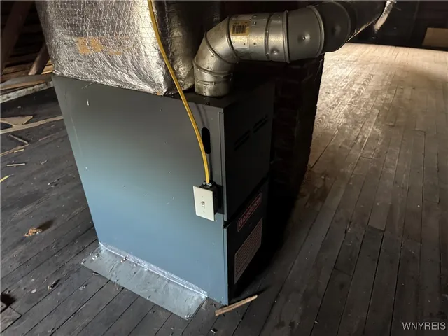 $74,900 | 62 Sumner Place, Buffalo, NY 14211