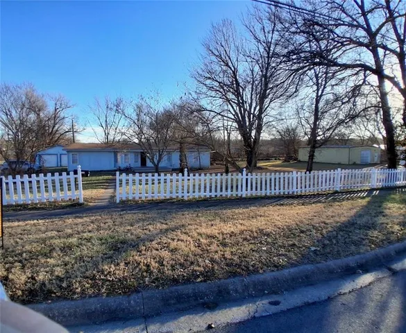 $239,900 | 1103 Chestnut Avenue, Osawatomie, KS 66064