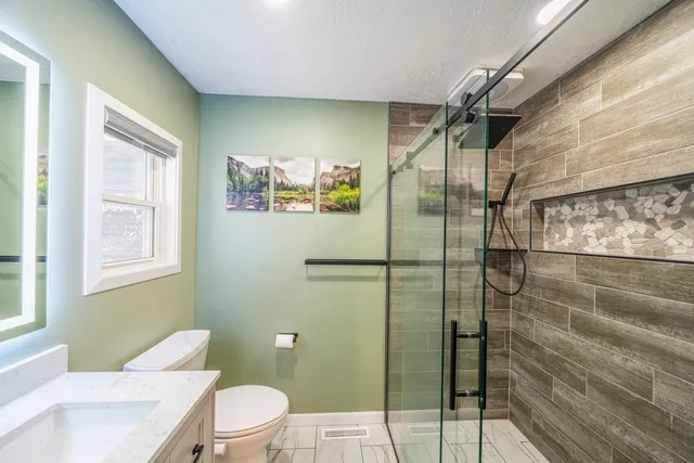 $325,000 | 20365 Co Highway 5, Lake Park, MN 56554