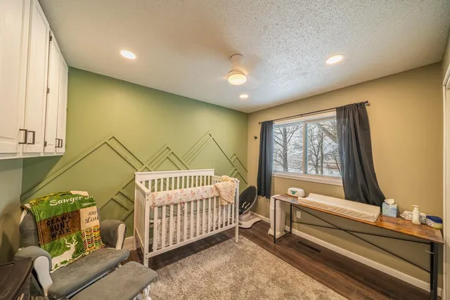 $325,000 | 20365 Co Highway 5, Lake Park, MN 56554