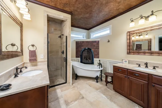 $710,000 | 515 North Valley Creek Drive, Valley Center, KS 67147