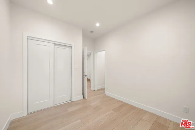 $2,200 | 212 South Reeves Drive, Unit 13, Beverly Hills, CA 90212