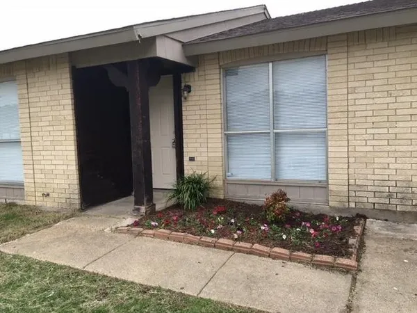 a front view of a house