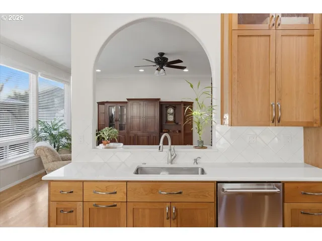 $800,000 | 2082 Barrington Avenue Southeast, Salem, OR 97302