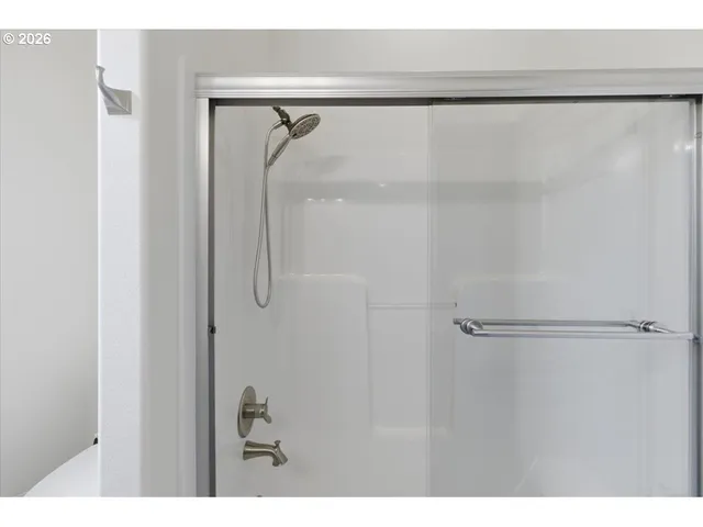 $800,000 | 2082 Barrington Avenue Southeast, Salem, OR 97302