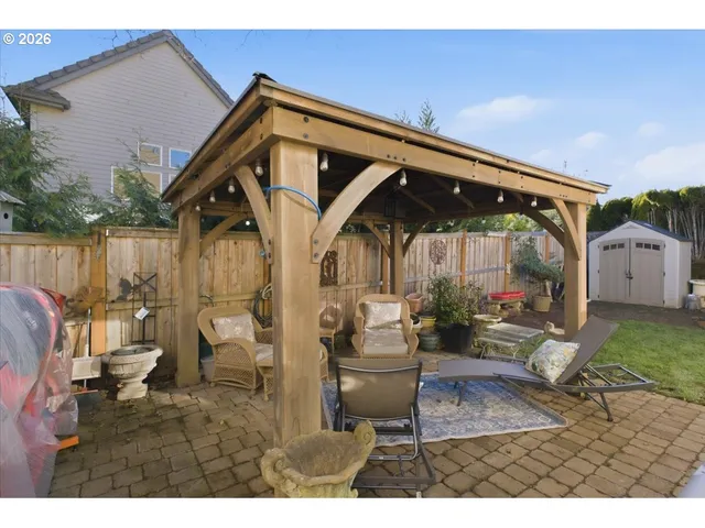 $800,000 | 2082 Barrington Avenue Southeast, Salem, OR 97302