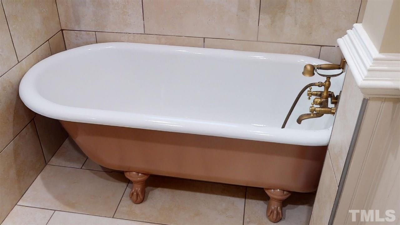 3654 Durwood Lane Raleigh, NC 27604 - Photo 13 of 27