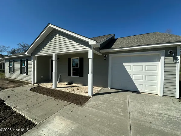 $259,900 | 506 Hadnot Avenue, Maysville, NC 28555