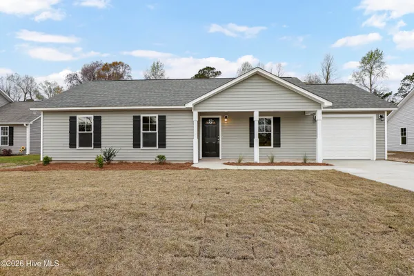 $259,900 | 506 Hadnot Avenue, Maysville, NC 28555