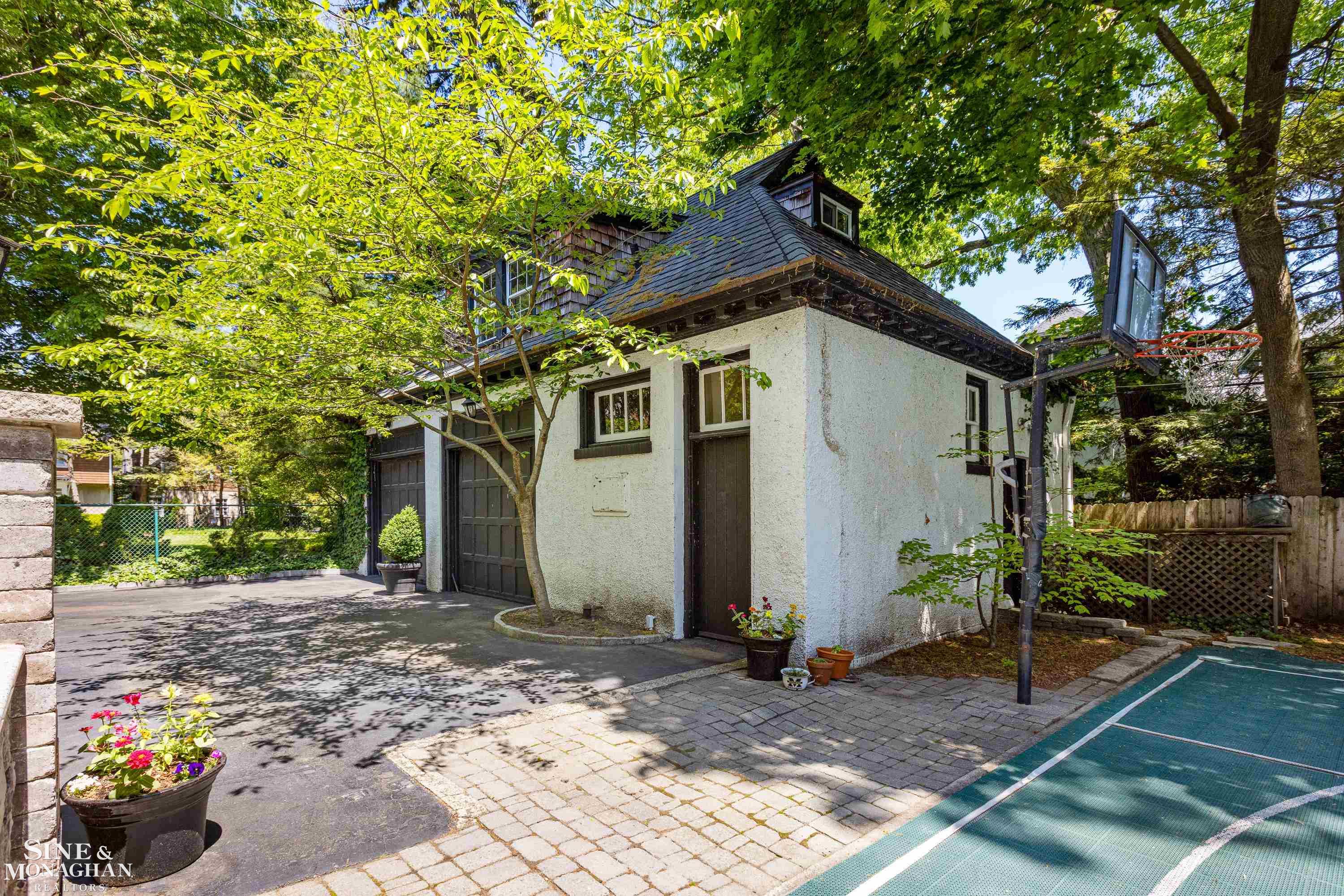 30 Beverly Road Grosse Pointe, MI 48236 - Photo 69 of 80 50110404-68.JPG